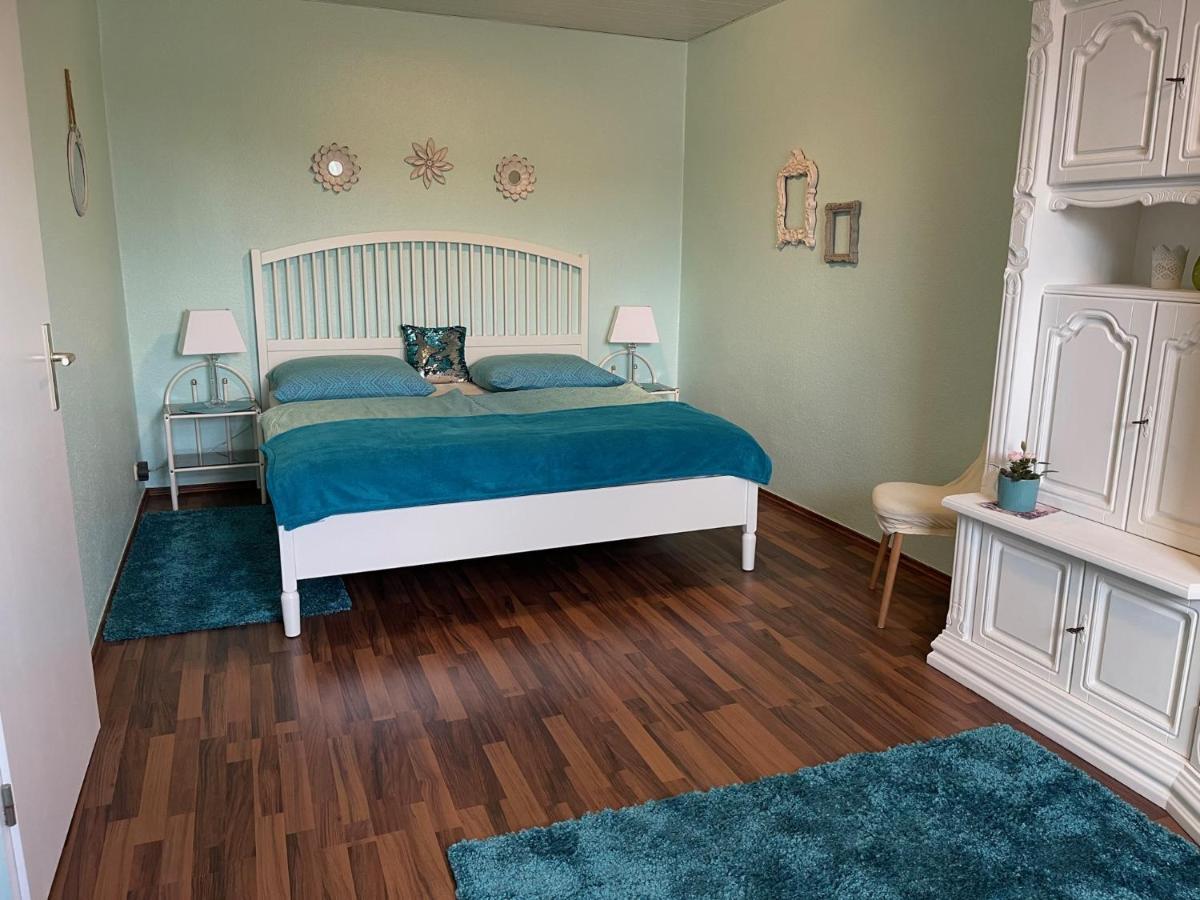 Ferienwohnung Unter Den Linden ハルベ エクステリア 写真